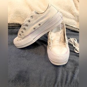 Converse platform low top. Sz7